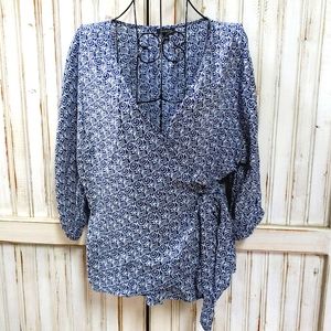 Talbots, navy blue and white wrap top. Sz , Small